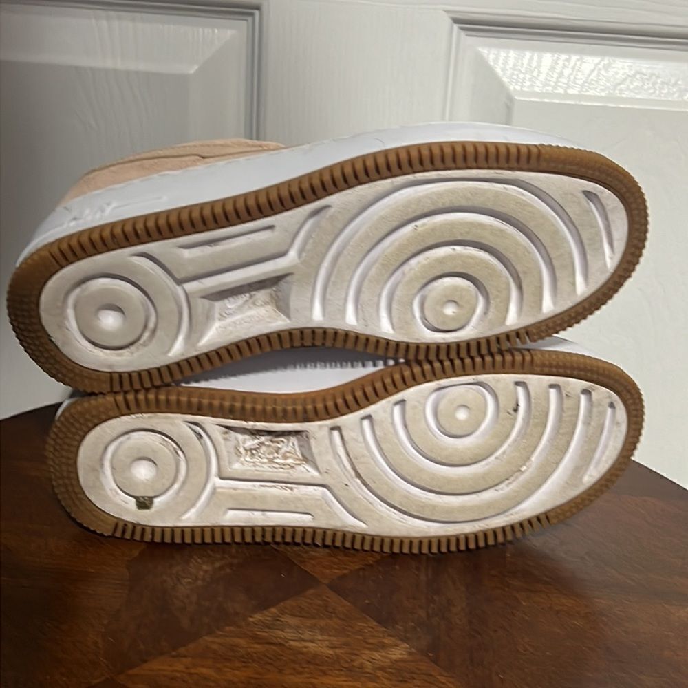 đ„đ„ NIKE AIR FORCEâ 1 Sage WomenâsâSuede Platform Shoes - Sz 6.5 - EXCELLENT - Picture 10 of 13